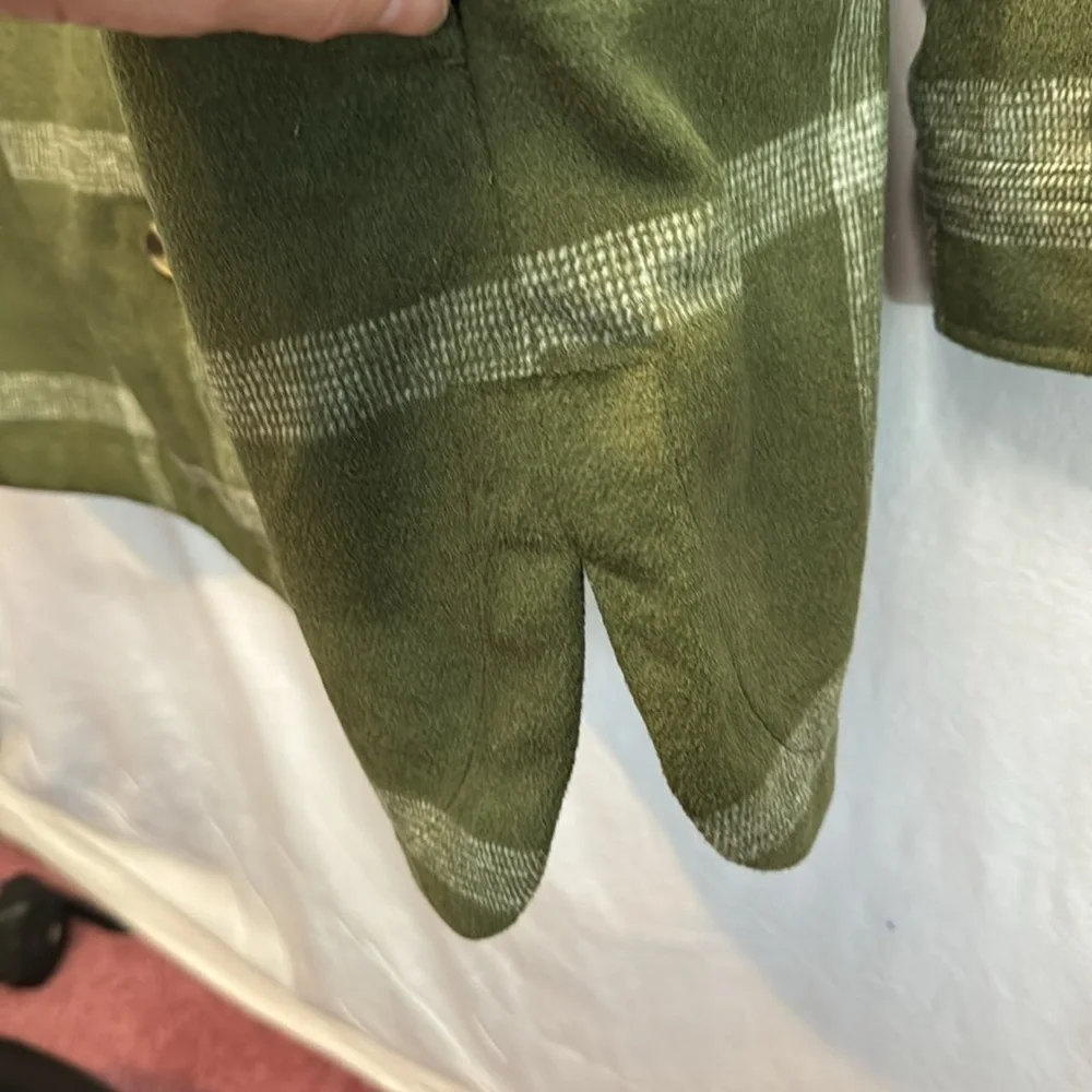 NWT Sonoma Green Plaid Shacket in Size 0X, 1X, 2X, 4X - Picture 8 of 16